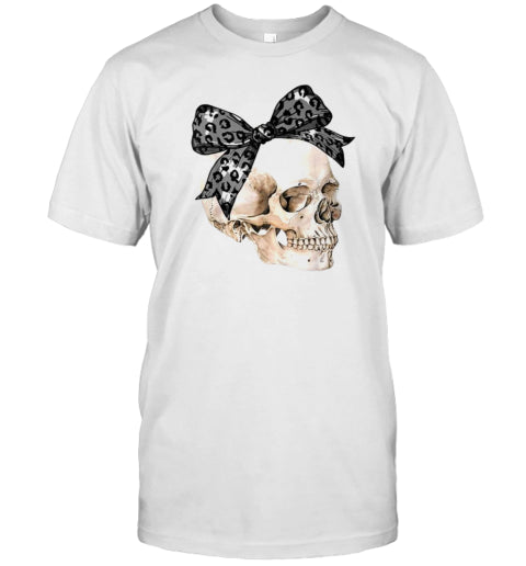 Coquette Bow Spooky Season Skeleton Skull Horror Halloween T Shirt