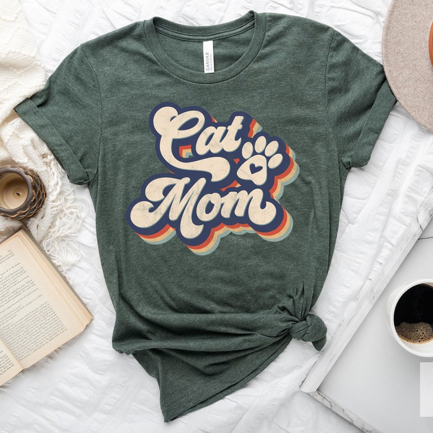 90s Retro Funny Cat Mom T-Shirt Cat Lover Gift Graphic Tee