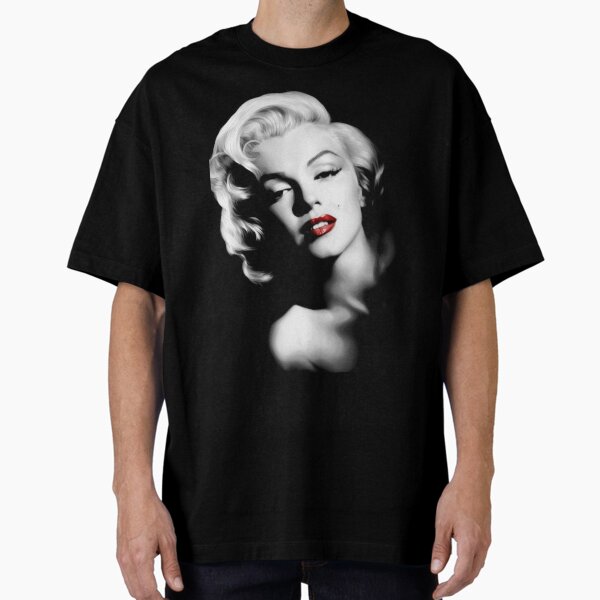 THE FAMOUS BLONDE Oversized T-Shirt for Sale by kamikrison