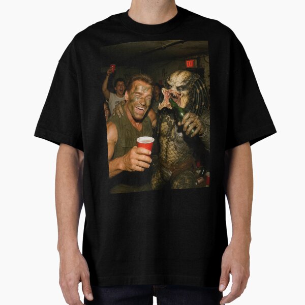 Arnold Schwarzenegger & The Predator - a candid paparazzi-style photo Oversized T-Shirt for Sale by MentalRecovery