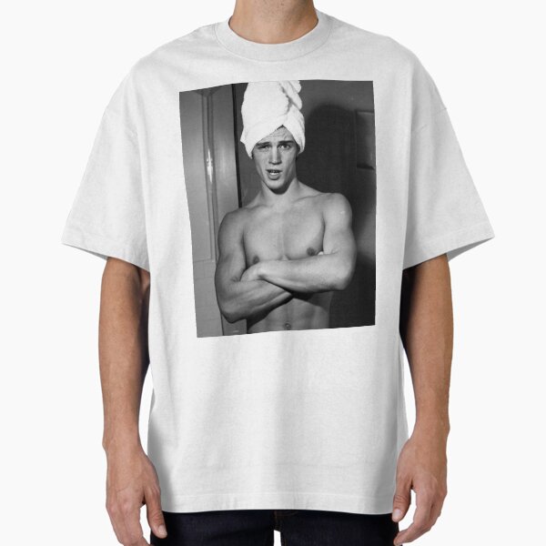 Brando Oversized T-Shirt for Sale by jorgeramos1992